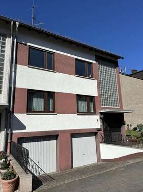 Foto - Haus zum Kaufen in Bendorf 448.000,00 € 270 m²
