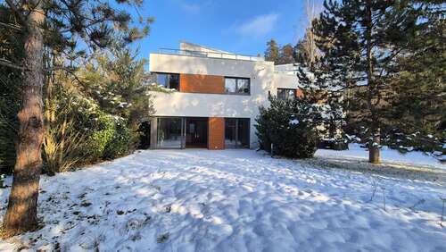 Foto - Haus zum Mieten in Erlangen 4.305,00 € 230 m²