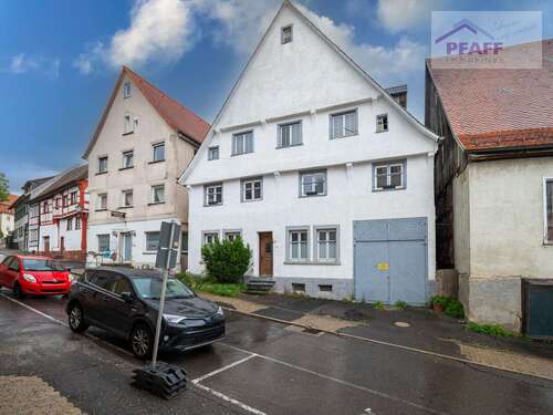 Foto - Haus zum Kaufen in Pfullendorf 279.000,00 € 246 m²