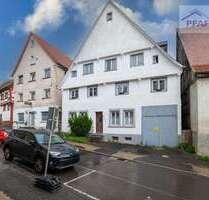 Haus zum Kaufen in Pfullendorf 279.000,00 € 246 m²