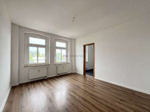 Foto - Wohnung zum Mieten in Limbach-Oberfrohna 250,00 € 45.02 m²