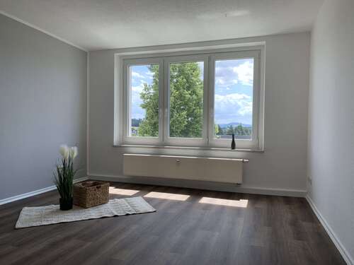 Foto - Wohnung zum Mieten in Großolbersdorf 285,00 € 57 m²