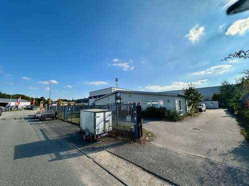 Foto - Halle in Schenefeld 1.980,00 € 233 m²