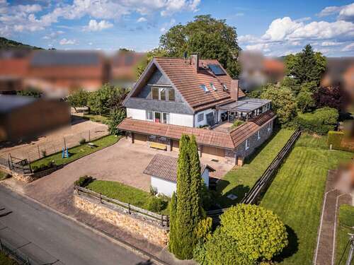 Foto - Haus zum Kaufen in Wolfhagen 398.000,00 € 400 m²