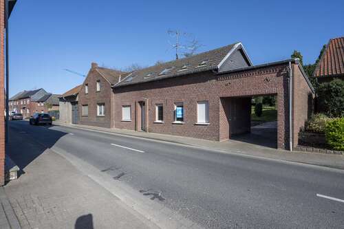 Foto - Haus zum Kaufen in Selfkant Saeffelen 189.800,00 € 193 m²