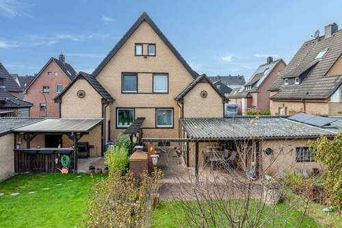 Foto - Haus zum Kaufen in Castrop-Rauxel 424.000,00 € 196 m²