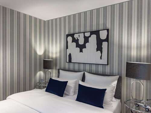 Foto - Wohnung zum Mieten in Düsseldorf 3.021,20 € 72.83 m²