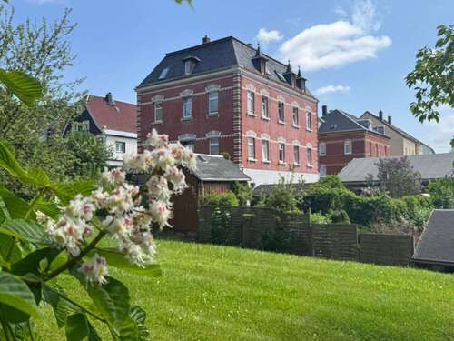 Foto - Haus zum Kaufen in Schönheide 209.000,00 € 360 m²