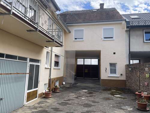 Foto - Haus zum Kaufen in Ober-Mörlen 350.000,00 € 174 m²