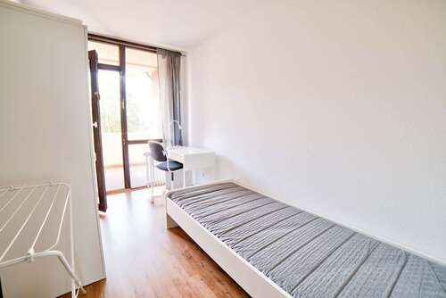 Foto - WG-Zimmer in Düsseldorf 609,00 € 15 m²