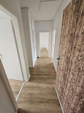 Foto - Wohnung zum Mieten in Teutschental 420,00 € 68 m²