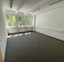 Büro in Freilassing 191,93 € 22.58 m²