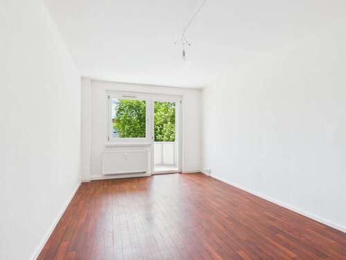 Foto - Wohnung zum Mieten in Chemnitz 301,00 € 60.17 m²