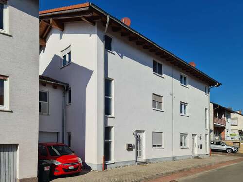 Foto - Haus zum Kaufen in Katzweiler 379.000,00 € 185 m²