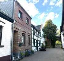 Haus zum Mieten in Bedburg 990,00 € 77 m²