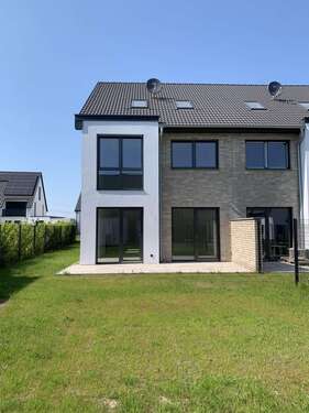 Foto - Haus zum Mieten in Willich 1.989,00 € 172 m²