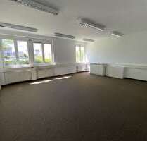 Büro in Freilassing 345,61 € 40.66 m²