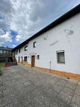 Foto - Haus zum Kaufen in Nieder-Weisel Butzbach 280.000,00 € 142 m²