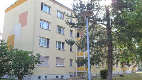 Foto - Wohnung zum Mieten in Borna 270,00 € 44.95 m²