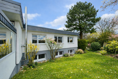 Foto - Haus zum Kaufen in Wehrheim 690.000,00 € 174 m²