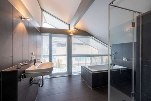 Foto - Haus zum Kaufen in Egmating 1.450.000,00 € 250 m²