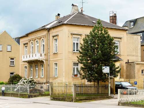 Foto - Haus zum Kaufen in Burgstädt 150.000,00 € 330 m²