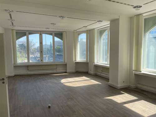 Foto - Büro in Berlin 2.900,00 € 214.46 m²