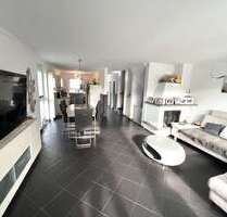 Haus zum Kaufen in Oftersheim 689.000,00 € 215 m²