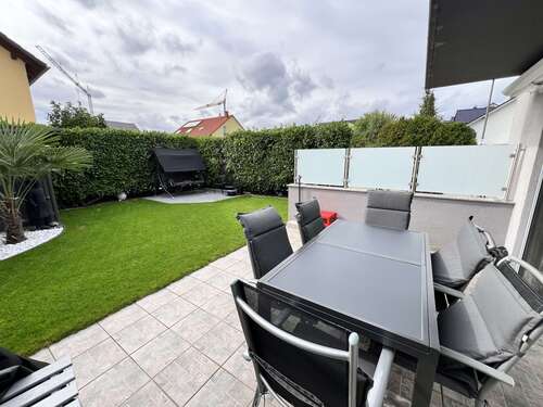 Foto - Haus zum Kaufen in Oftersheim 689.000,00 € 162 m²