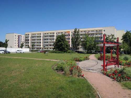 Foto - Wohnung zum Mieten in Magdeburg 415,86 € 69.31 m²