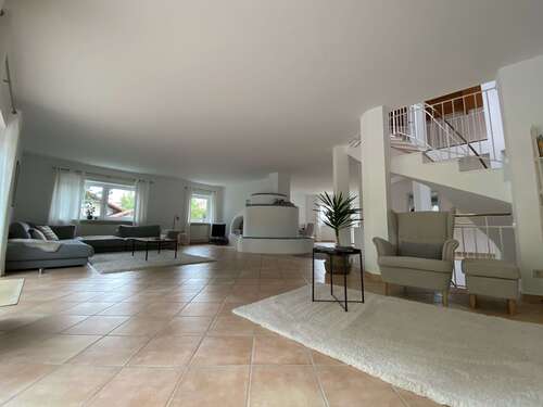 Foto - Haus zum Mieten in Wartenberg 1.750,00 € 282 m²