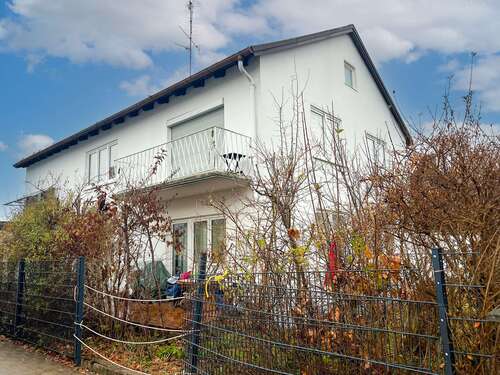 Foto - Haus zum Kaufen in München 1.300.000,00 € 243 m²