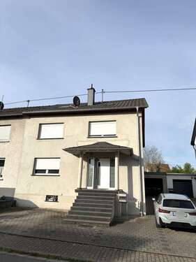 Foto - Haus zum Kaufen in Wallerfangen 425.000,00 € 185 m²