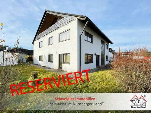 Foto - Haus zum Kaufen in Lauf 920.000,00 € 300 m²
