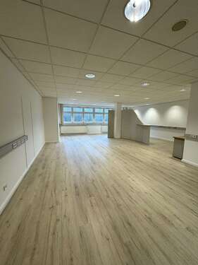 Foto - Büro in Berlin 804,00 € 67 m² - 804,00 EUR Kaltmiete, ca.  67,00 m²