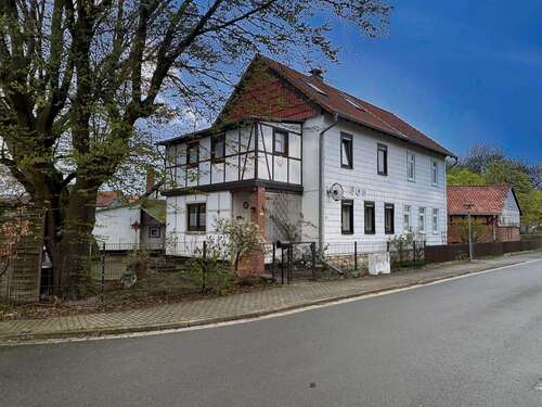 Foto - Haus zum Kaufen in Rhoden 89.000,00 € 130 m²