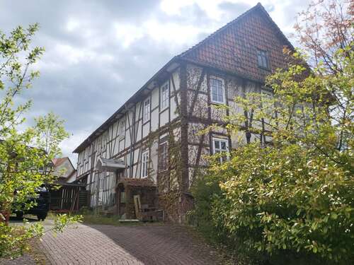 Foto - Haus zum Kaufen in Sontra 94.500,00 € 250 m²