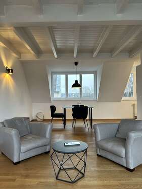 Foto - Wohnung zum Kaufen in Düsseldorf-Oberkassel 754.900,00 € 93 m²