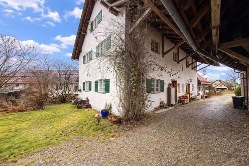 Foto - Haus zum Kaufen in Eurasburg 1.290.000,00 € 350 m²