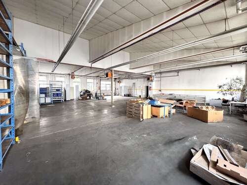 Foto - Halle in Schwerin 1.580,00 € 526.5 m²