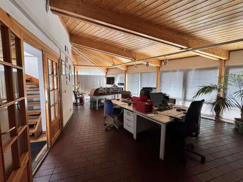 Foto - Halle in Schwerin 1.580,00 € 526.5 m²