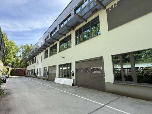 Foto - Halle in Hamburg 1.013,94 € 117.9 m²