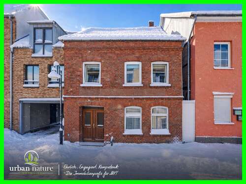 Foto - Haus zum Kaufen in Barth 148.500,00 € 215 m²