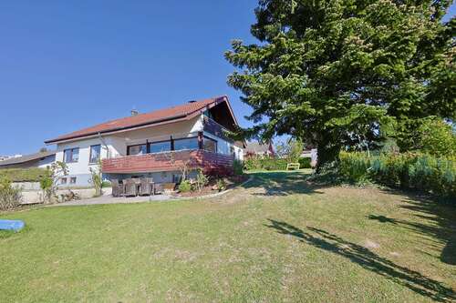 Foto - Haus zum Kaufen in Erbach 785.000,00 € 242 m²