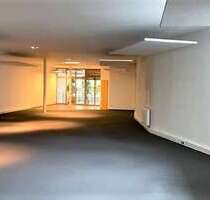 Büro in Friedberg (Hessen) 4.500,00 € 380 m²