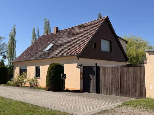 Foto - Haus zum Kaufen in Güterglück 125.000,00 € 140 m²