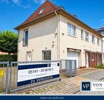 Haus zum Kaufen in Celle 379.000,00 € 275 m²