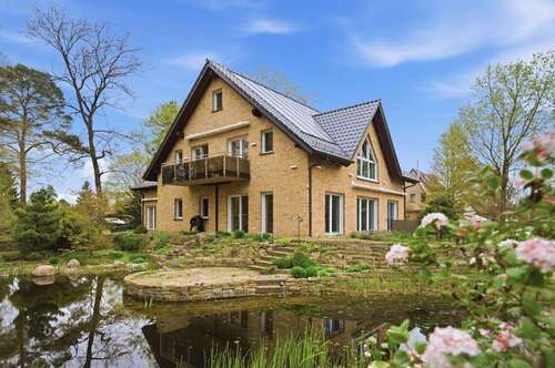 Foto - Haus zum Kaufen in Falkensee 1.750.000,00 € 281.16 m²