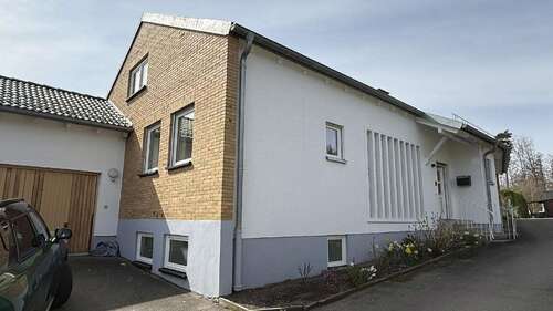 Foto - Haus zum Mieten in Neusäß 1.950,00 € 180 m²