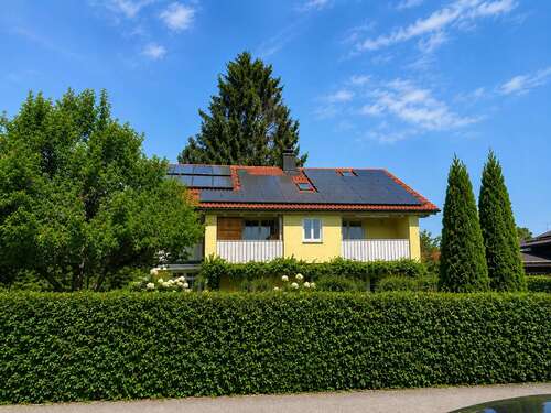 Foto - Haus zum Kaufen in Bernau am Chiemsee 985.000,00 € 196 m²